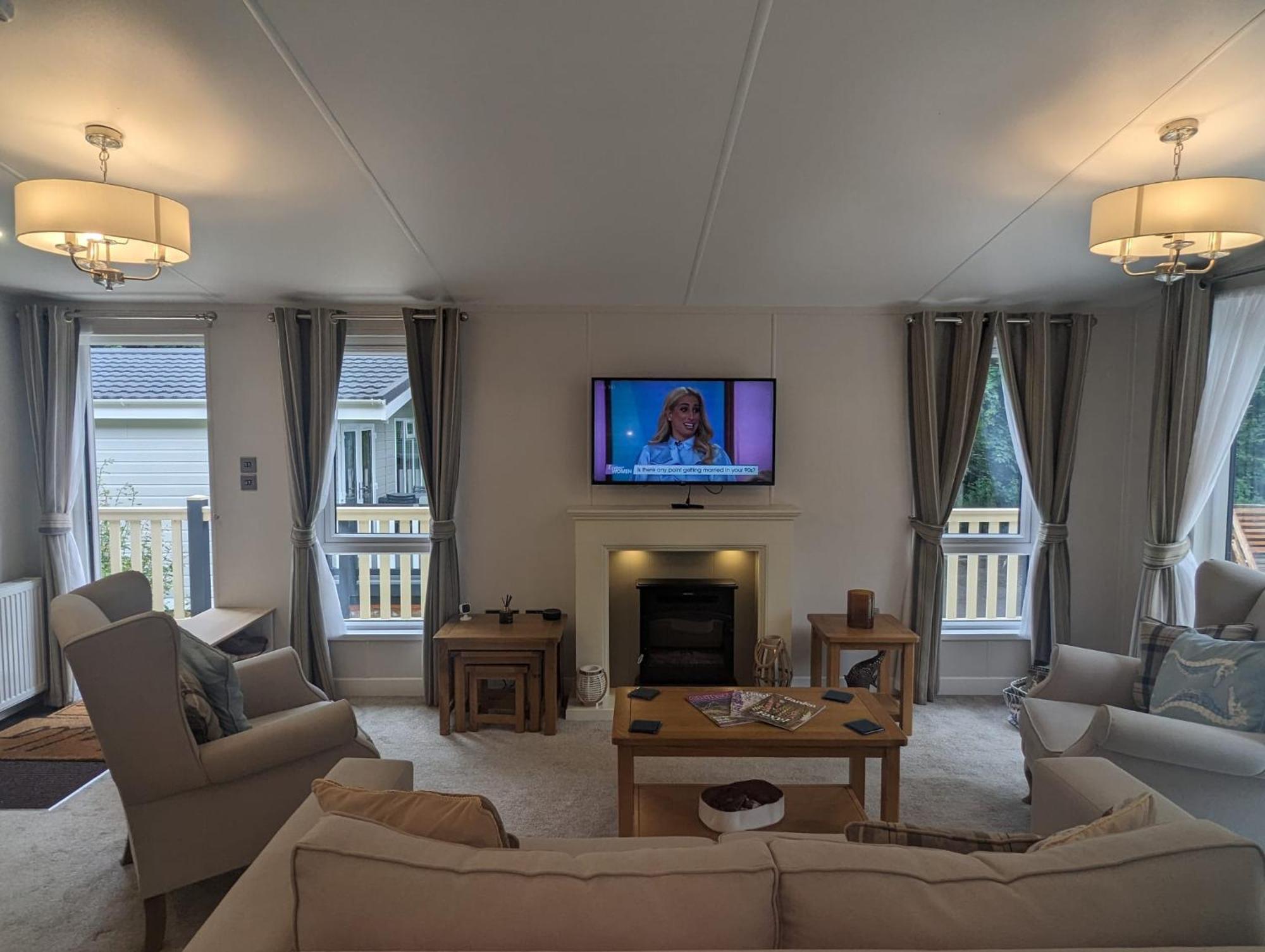 Luxury Stunning Sensation Lodge On 5 Star Shorefield Country Park New Forest Entertainment And Leisure Passes Included Milford on Sea Exterior foto